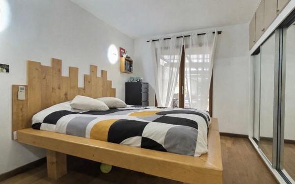 Maison à vendre    4 pièces •  La Ville-du-Bois