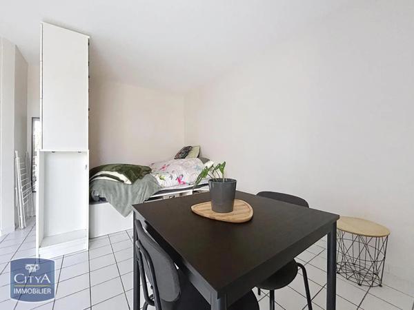 Appartement à louer 1 pièce 28.72m²