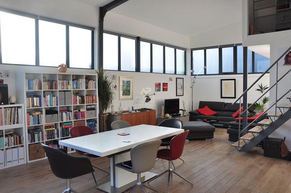 Maison Le Mesnil Le Roi €948 000 ** - Référence 10554