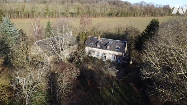 Maison de campagne sur 3900m², Dampierre-en-Crot