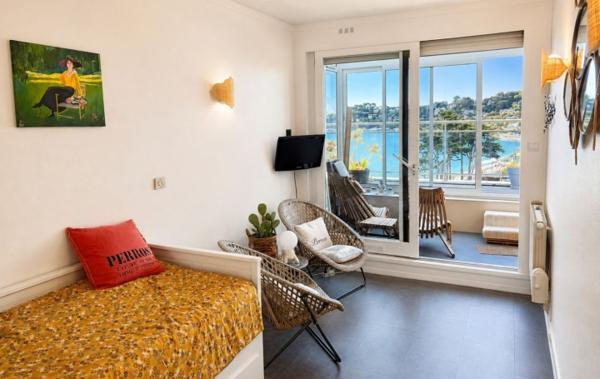 Vente Studio Vue mer imprenable rénové(e) Perros-guirec