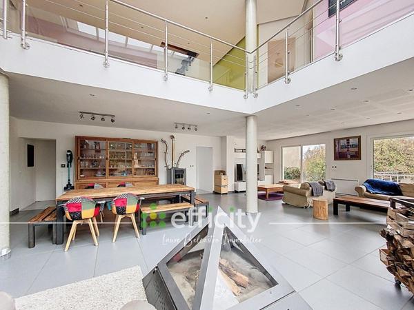 Maison 10 pièces - 270 m² Bien prestige