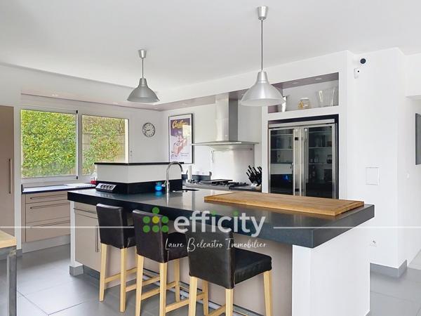 Maison 10 pièces - 270 m² Bien prestige