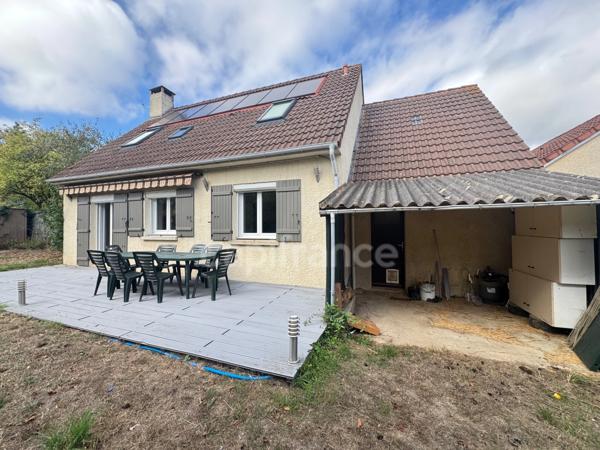 Belle maison familiale de 7 pièces  à vendre - 110 m² avec jardin et garage - BUCHELAY (78) 7 minutes de Mantes-la-Jolie