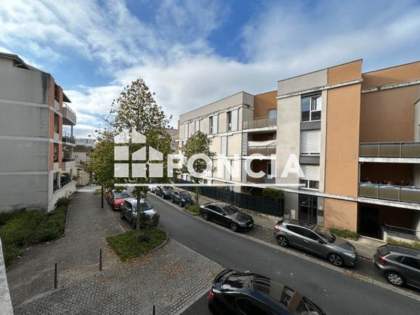 Location Appartement 2 pièces 49.52 m² - BAT A1 + B + C Sathonay Camp 69580