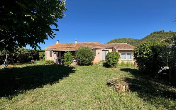 Maison à vendre    4 pièces •  Estoublon