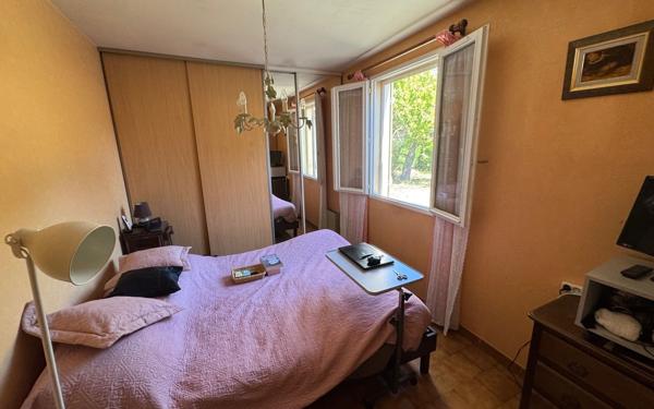 Maison à vendre    4 pièces •  Estoublon