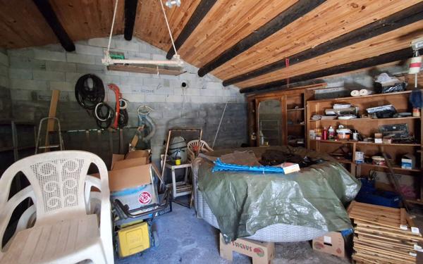 Maison à vendre    4 pièces •  Estoublon