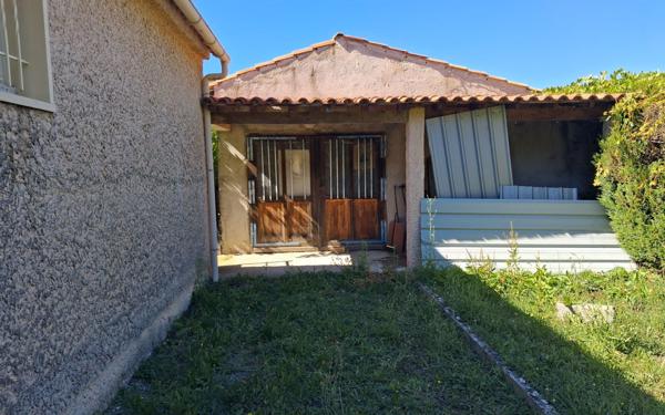 Maison à vendre    4 pièces •  Estoublon