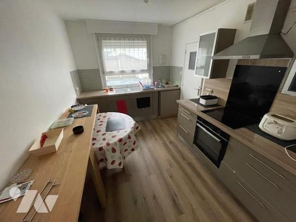 ARMENTIERES IDEALEMENT SITUE T4 CAVE ET PARKING