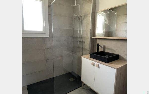 Vente Villa Sect. recherché - 2 niveaux de 90 m2 rénové(e) Orleat