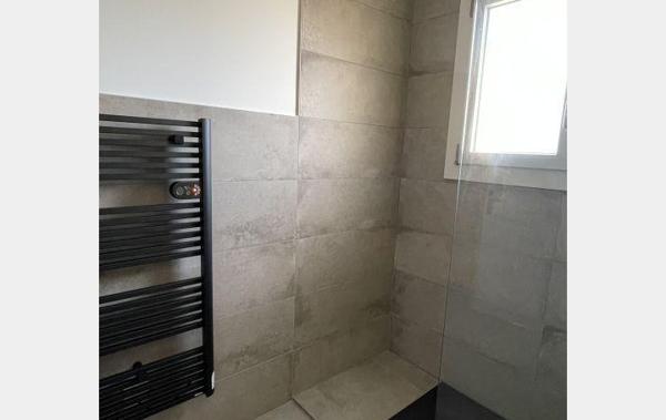 Vente Villa Sect. recherché - 2 niveaux de 90 m2 rénové(e) Orleat