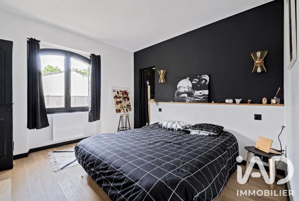Maison à vendre 8 pièces 265 m² Sainte-Eulalie