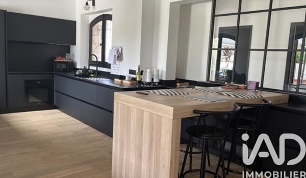 Maison à vendre 8 pièces 265 m² Carbon-Blanc