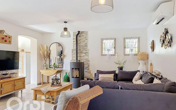 Maison à vendre    5 pièces •  Le Beausset