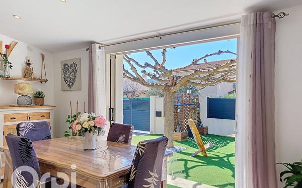 Maison à vendre    5 pièces •  Le Beausset