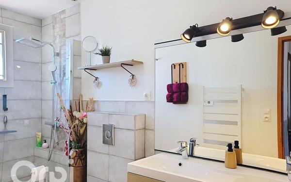 Maison à vendre    5 pièces •  Le Beausset