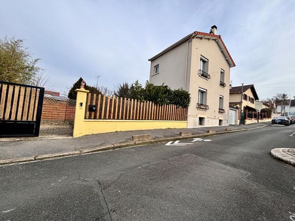 Maison familiale Nanterre Mont Valérien