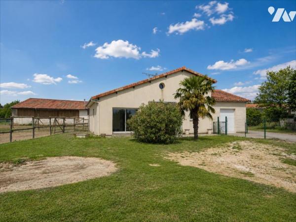 PROPRIETE EQUESTRE ENTRE POITIERS ET CHATELLERAULT