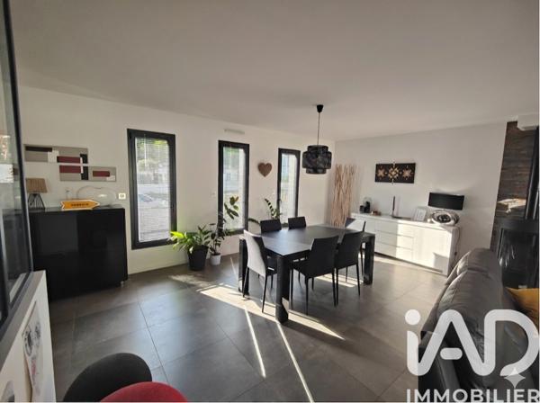 Maison à vendre 6 pièces 145 m² Le Taillan-Médoc