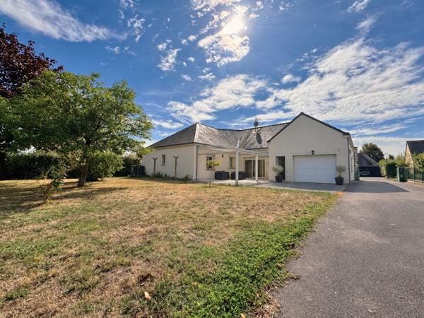 Maison familiale à Saint-Jean-De-Linières _192.4 m2 _