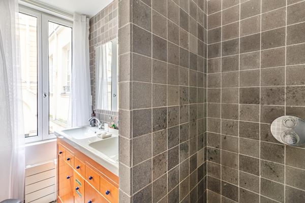 Appartement studio / 2 pièces cosy au coeur de Paris