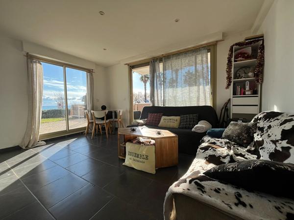 Appartement 2 pièces 38m² Jardin 175m² en Front de mer
