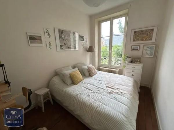 Appartement à louer 4 pièces 105.05m² Poitiers (86000)