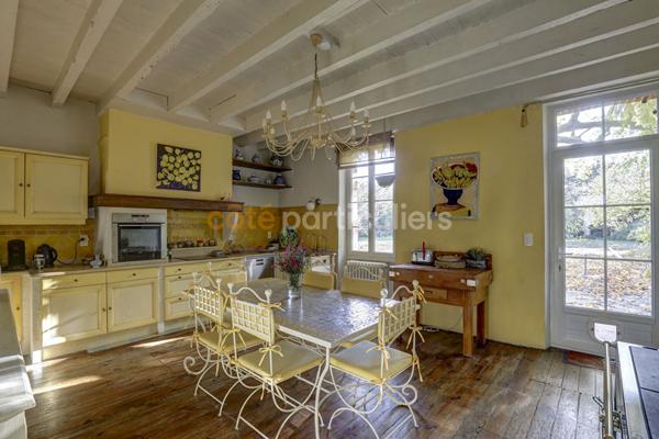 Vente Maison248 m² - 8 Pièces - Damiatte (81220)