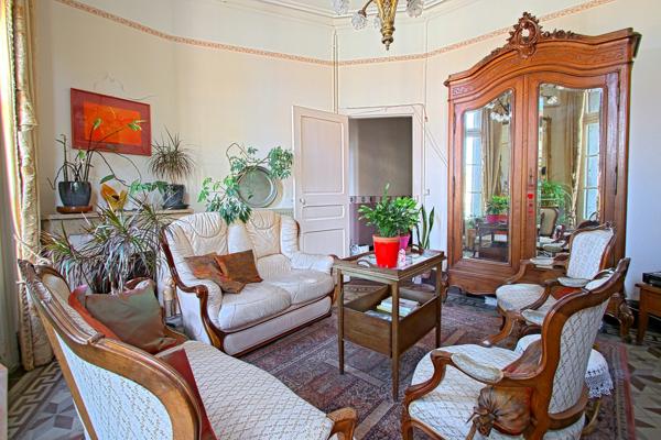 Vente appartement T4 80m² avec cachet leenhardt à Montpellier 34000