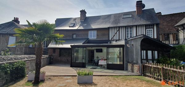 Maison de village 125m², 2/3 chambres, jardin et dépendance