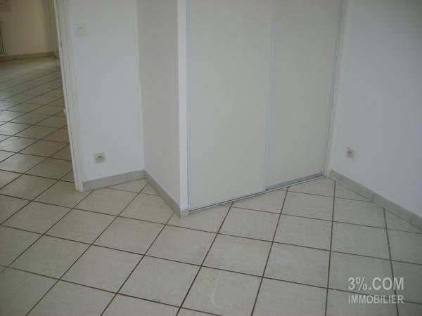 T3 BIS (possibilité T4) rénové Vue VERCORS + parking privé + grande cave  Romans-sur-Isère (26100)