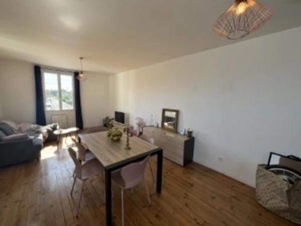 Appartement à vendre 4 pièces DAX (40) dans secteur calme proximité tout commerce.