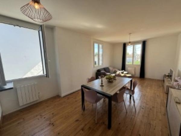 Appartement à vendre 4 pièces DAX (40) dans secteur calme proximité tout commerce.