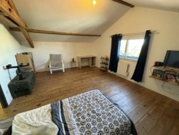 Appartement à vendre 4 pièces DAX (40) dans secteur calme proximité tout commerce.