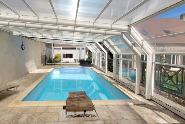 Maison traditionnelle aux prestations élevées et soignées