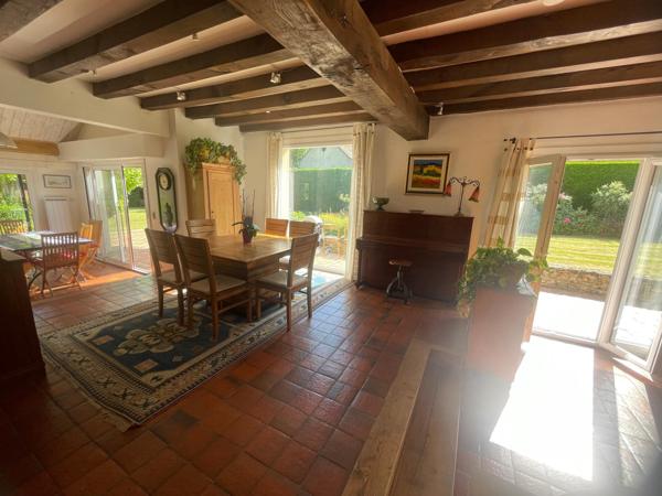 Maison traditionnelle aux prestations élevées et soignées