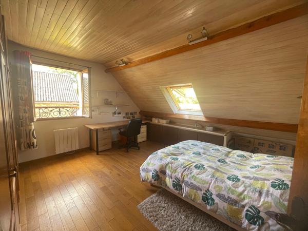 Maison traditionnelle aux prestations élevées et soignées