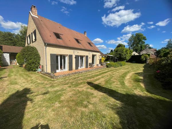 Maison traditionnelle aux prestations élevées et soignées