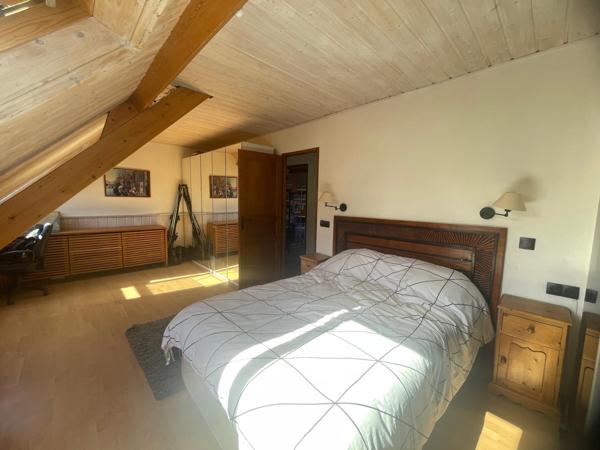 Maison traditionnelle aux prestations élevées et soignées