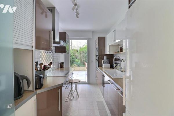 Appartement avec terrasse et jardin - Théatre des Sablons