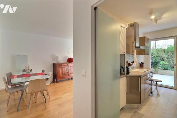 Appartement avec terrasse et jardin - Théatre des Sablons