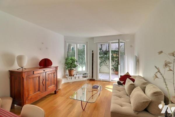 Appartement avec terrasse et jardin - Théatre des Sablons