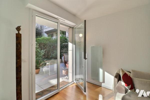 Appartement avec terrasse et jardin - Théatre des Sablons