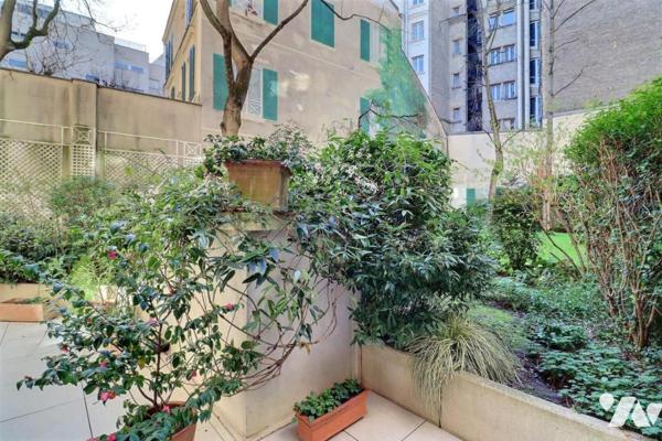 Appartement avec terrasse et jardin - Théatre des Sablons