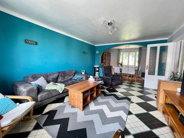 Maison indépendante 5 pièce(s) 92.33 m2 - POMPEY
