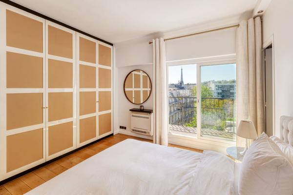 Vente Appartement de luxe Paris 8 4 Pièces 92 m²