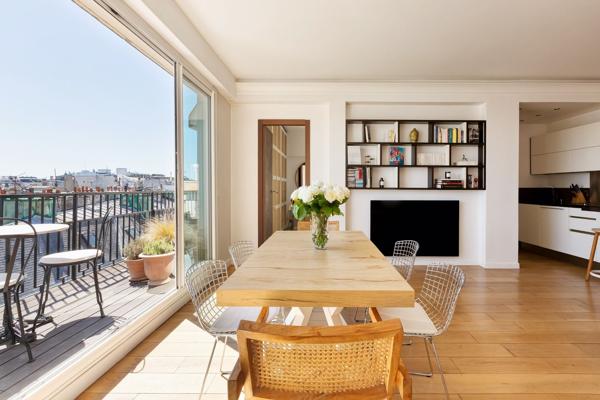 Vente Appartement de luxe Paris 8 4 Pièces 92 m²