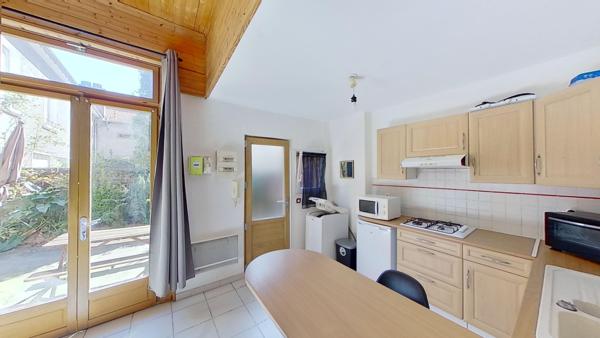 Vente / Studio meublé