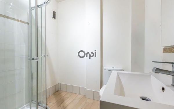 Appartement à vendre    1 pièce • 24 m2 Saint-Maur-des-Fossés